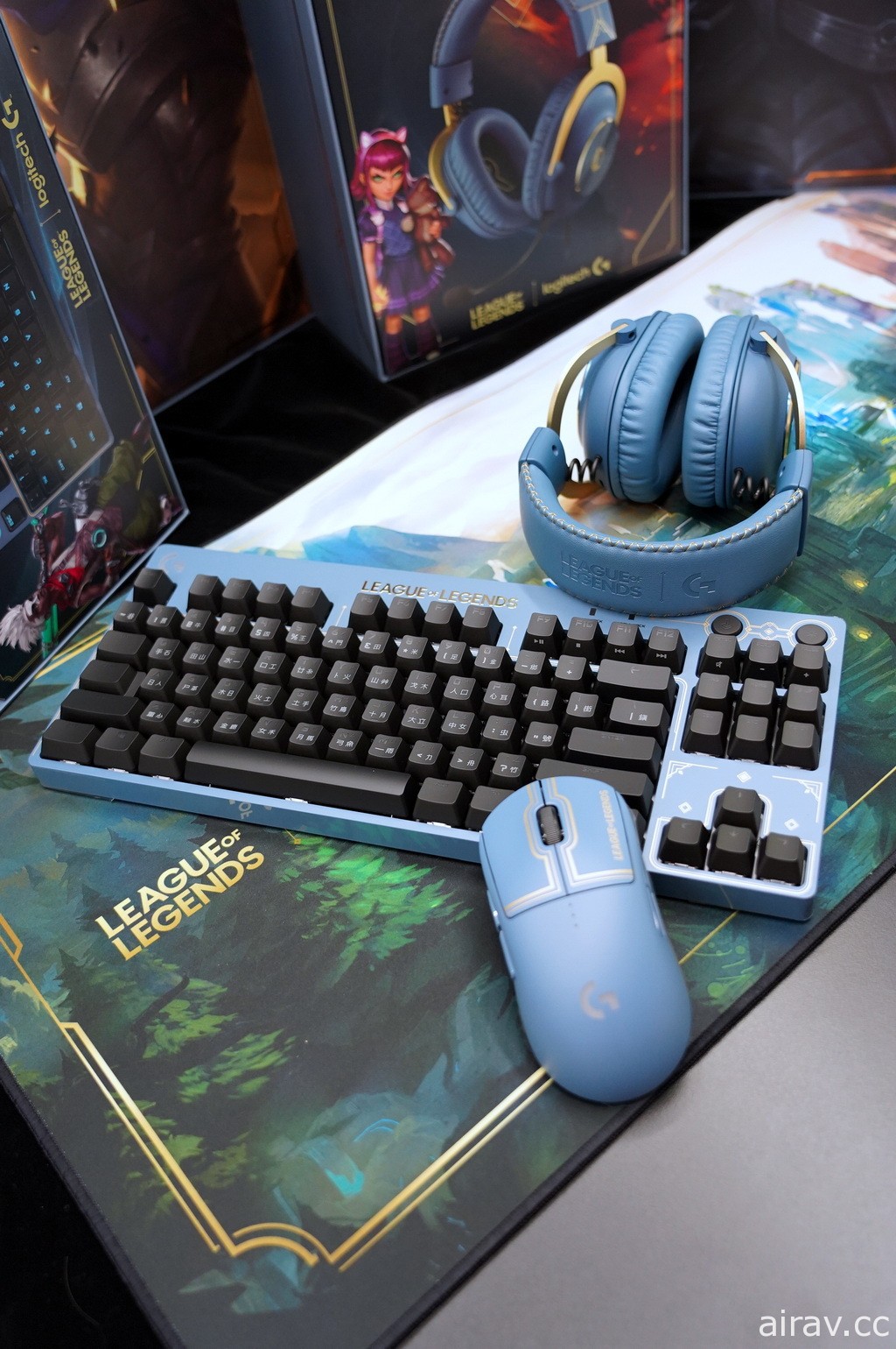 【开箱】以海克斯科技为发想设计“Logitech G X 英雄联盟梦幻套组”