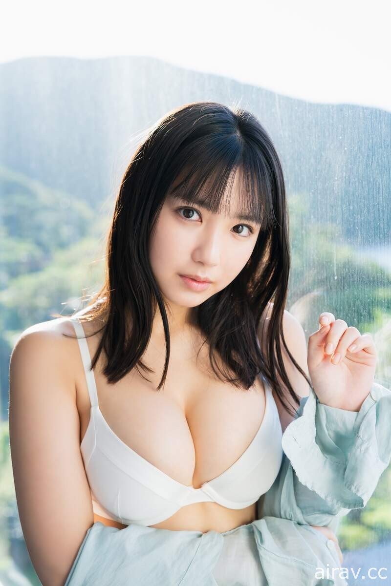 新一代童顏巨乳《澤口愛華》散發著初戀感的19歲漂亮美少女