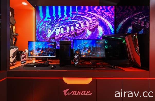 AORUS 在台南 e01 商場推出首間形象旗艦館