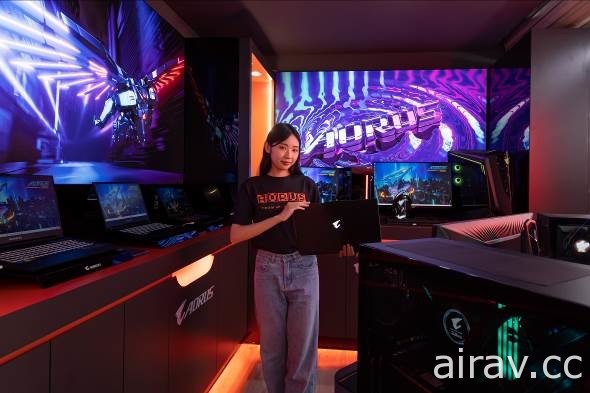 AORUS 在台南 e01 商場推出首間形象旗艦館