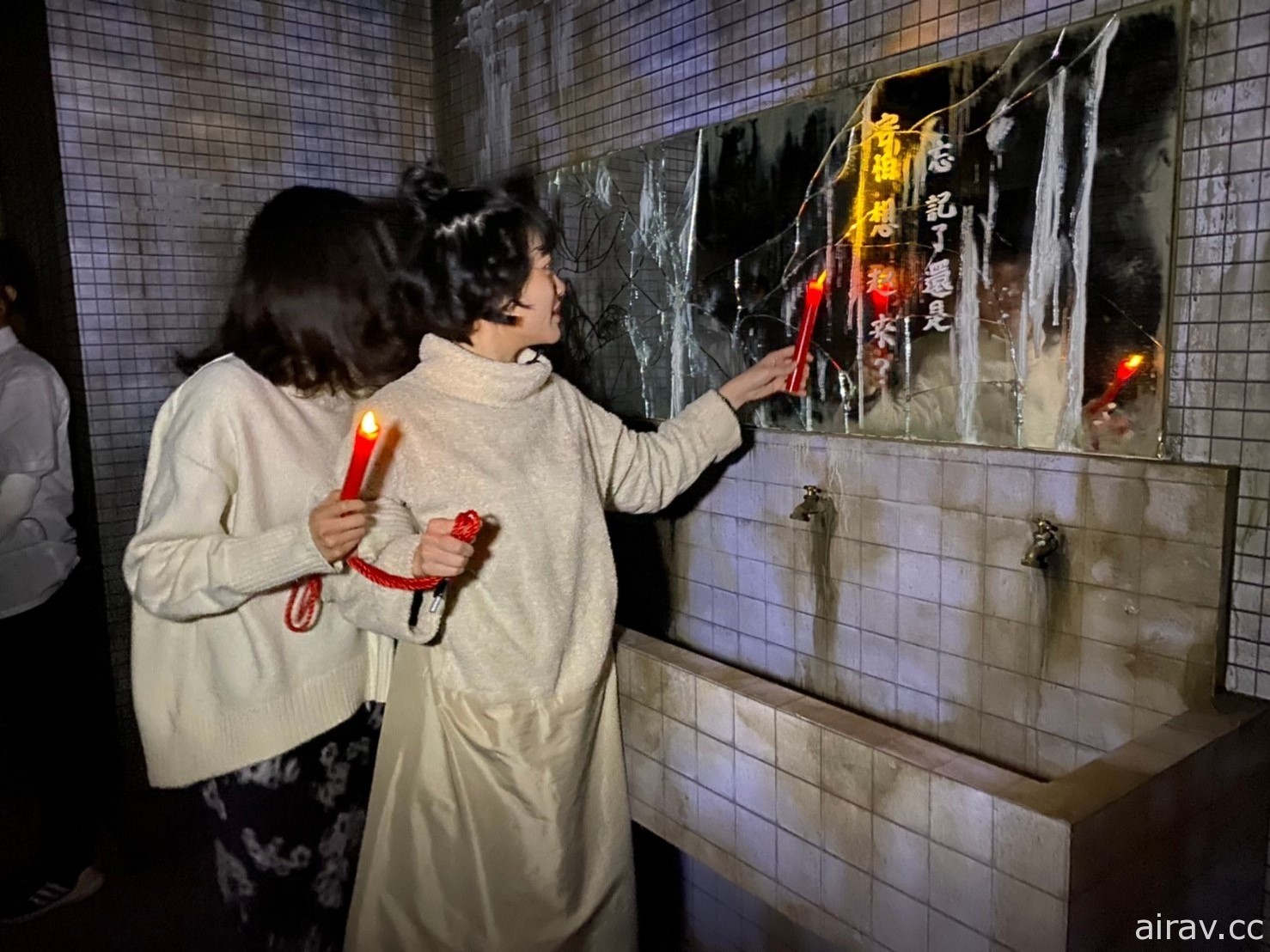 《返校》实境体验展今日高雄登场 影集主角韩宁、李玲苇重返翠华中学
